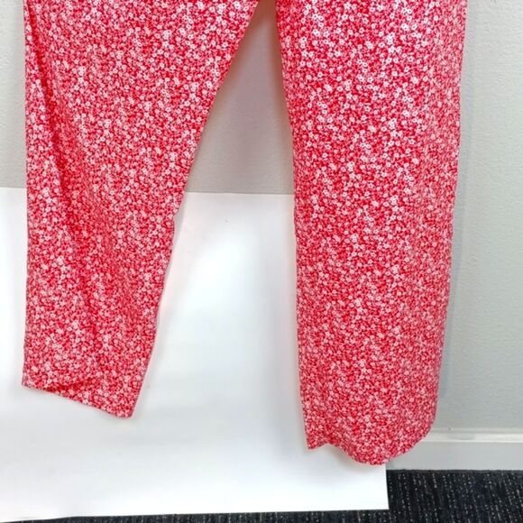 Blu Pepper Red Floral Wide Leg Sleeveless Jumpsuit sz L - Picture 7 of 10